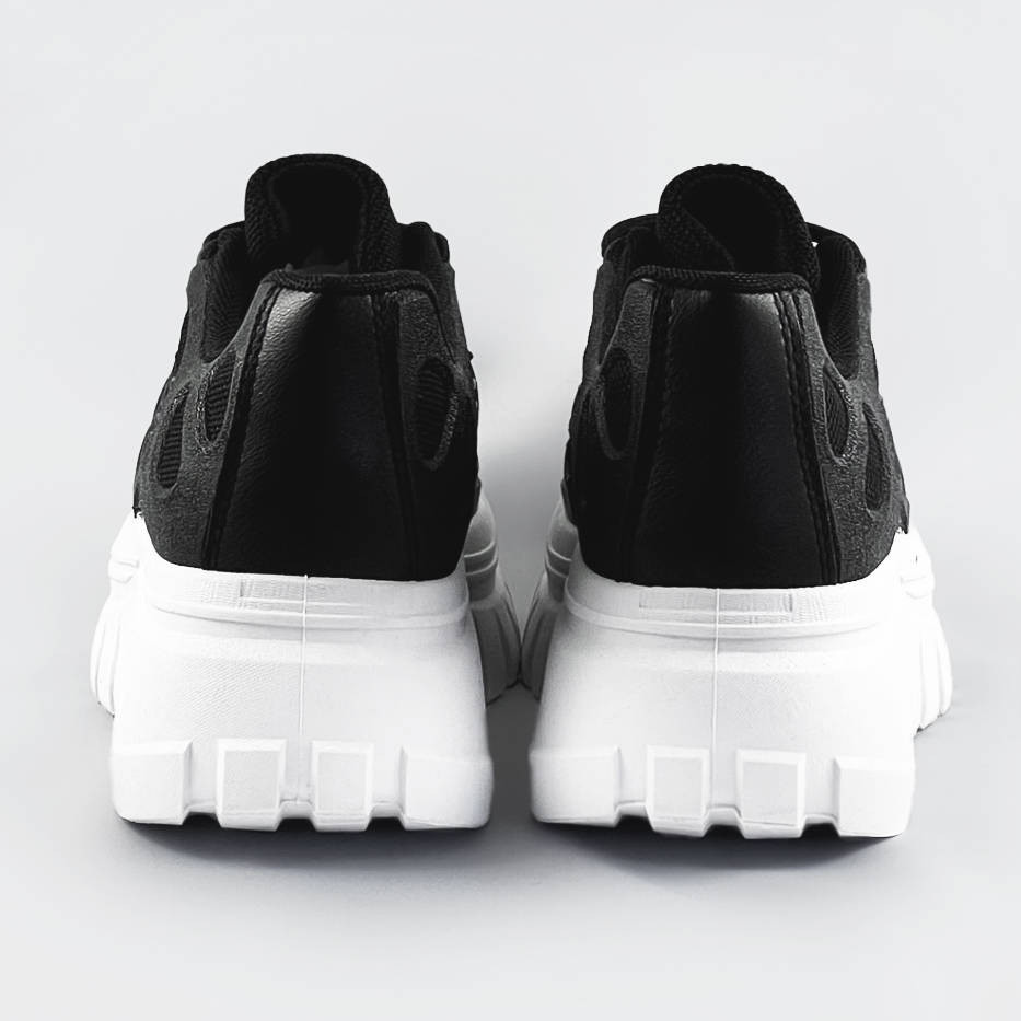 Černé dámské sportovní boty na platformě (S222) černá XL (42)
