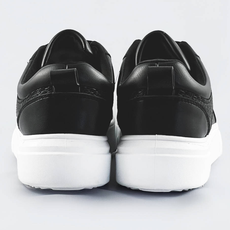 Černé dámské sportovní boty (S221) odcienie czerni XL (42)