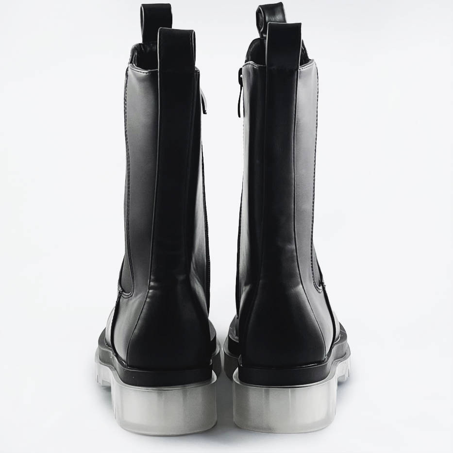 Černé boty s transparentní podrážkou (OM717) odcienie czerni L (40)