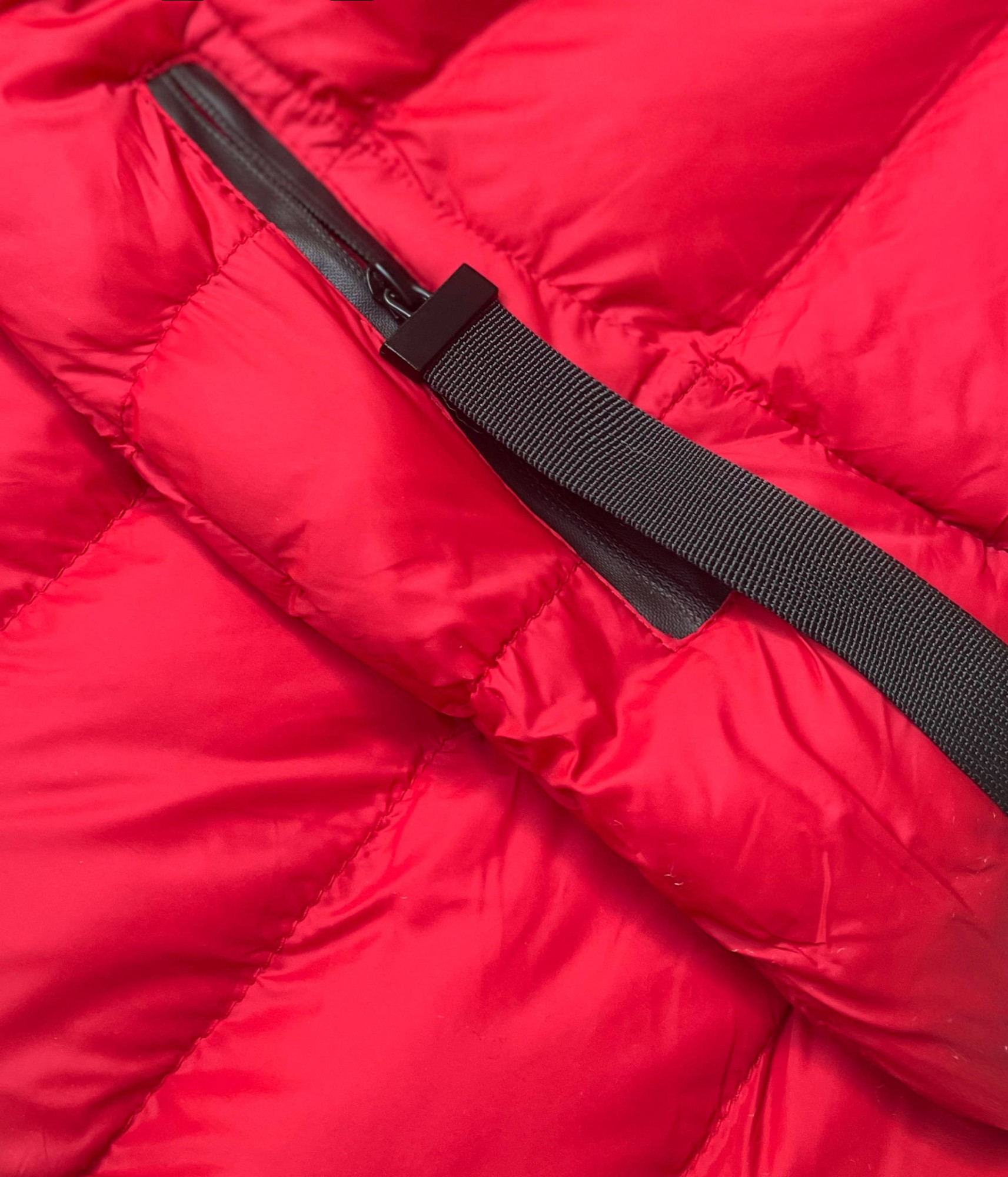 Červená dámská bunda s kapucí pro přechodné období (5M786-270) odcienie czerwieni XL (42)