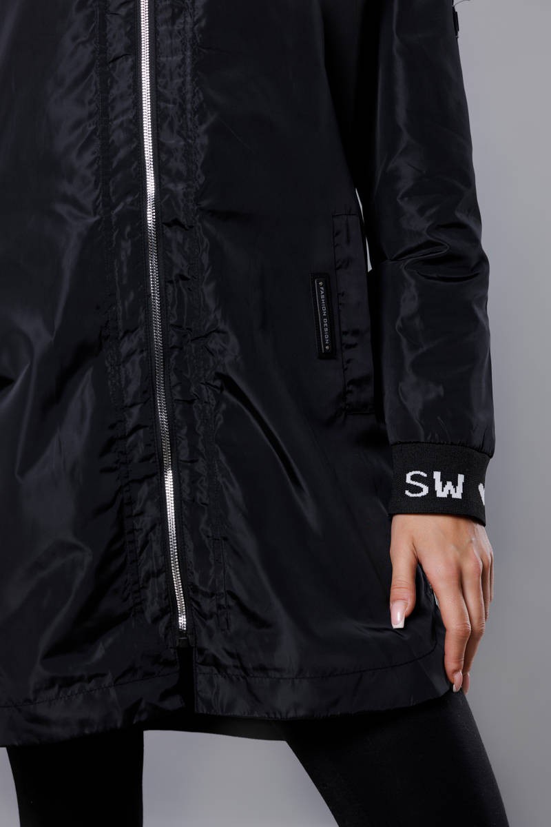 Tenká černá dámská bunda s ozdobnou lemovkou (B8145-1) odcienie czerni L (40)