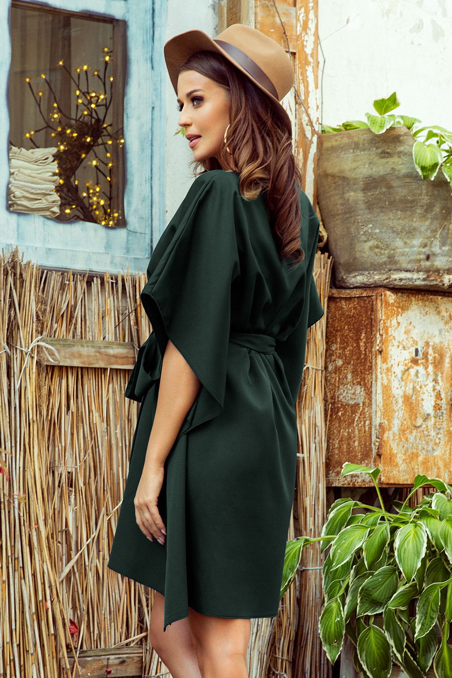Dámské šaty model 17052447 SOFIA - numoco Barva: Zelená, Velikost: L/XL