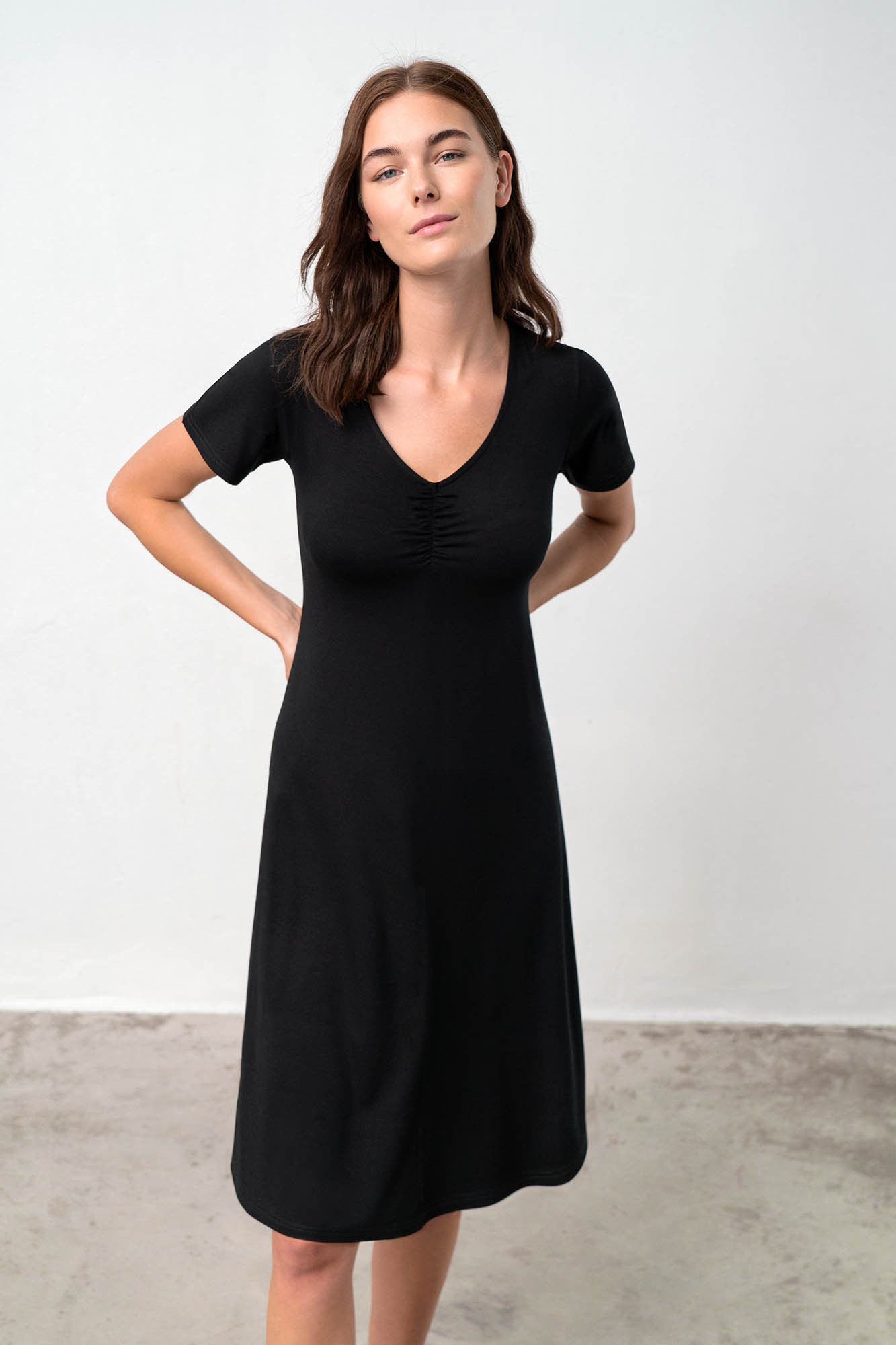 Vamp - Pohodlné dámské šaty – Syrah BLACK 3XL 18483 - Vamp