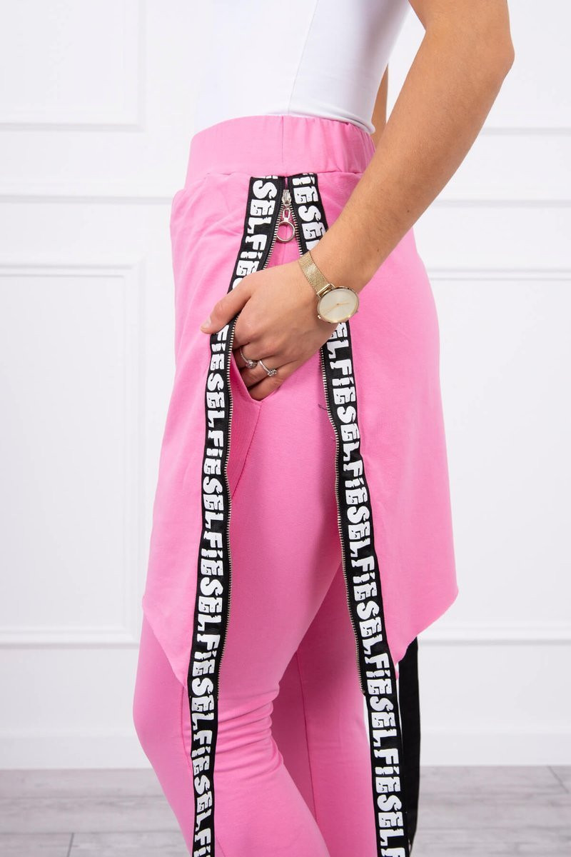 Kalhoty/oblek s nápisem selfie světle růžový UNI