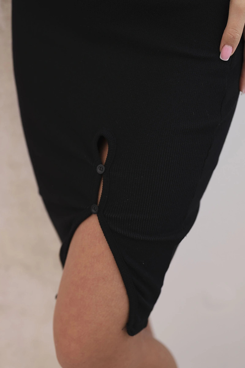 Dámská pruhovaná bavlněná sukně s rozparkem a ozdobnými knoflíky černá UNI (obrázek 3)