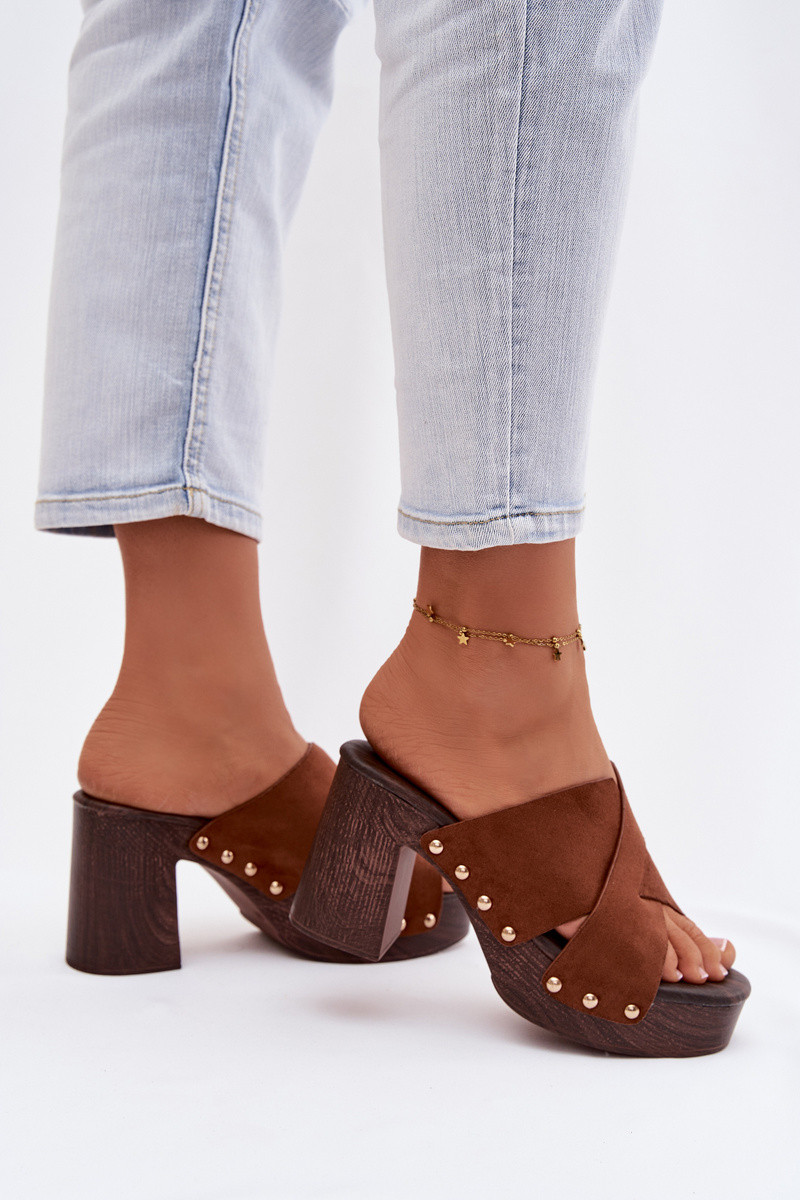 Levně Dámské sandály na podpatku se zlatými přezkami Camel Nerelle 39