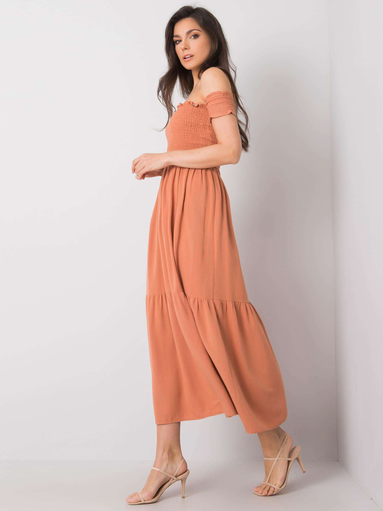 Šaty SK tmavě oranžová model 15253098 - FPrice Velikost: M