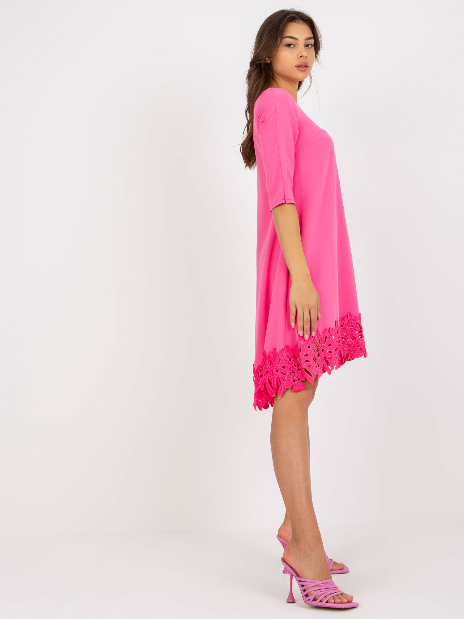 Dámské šaty LK SK model 17772557 růžové 36 - FPrice