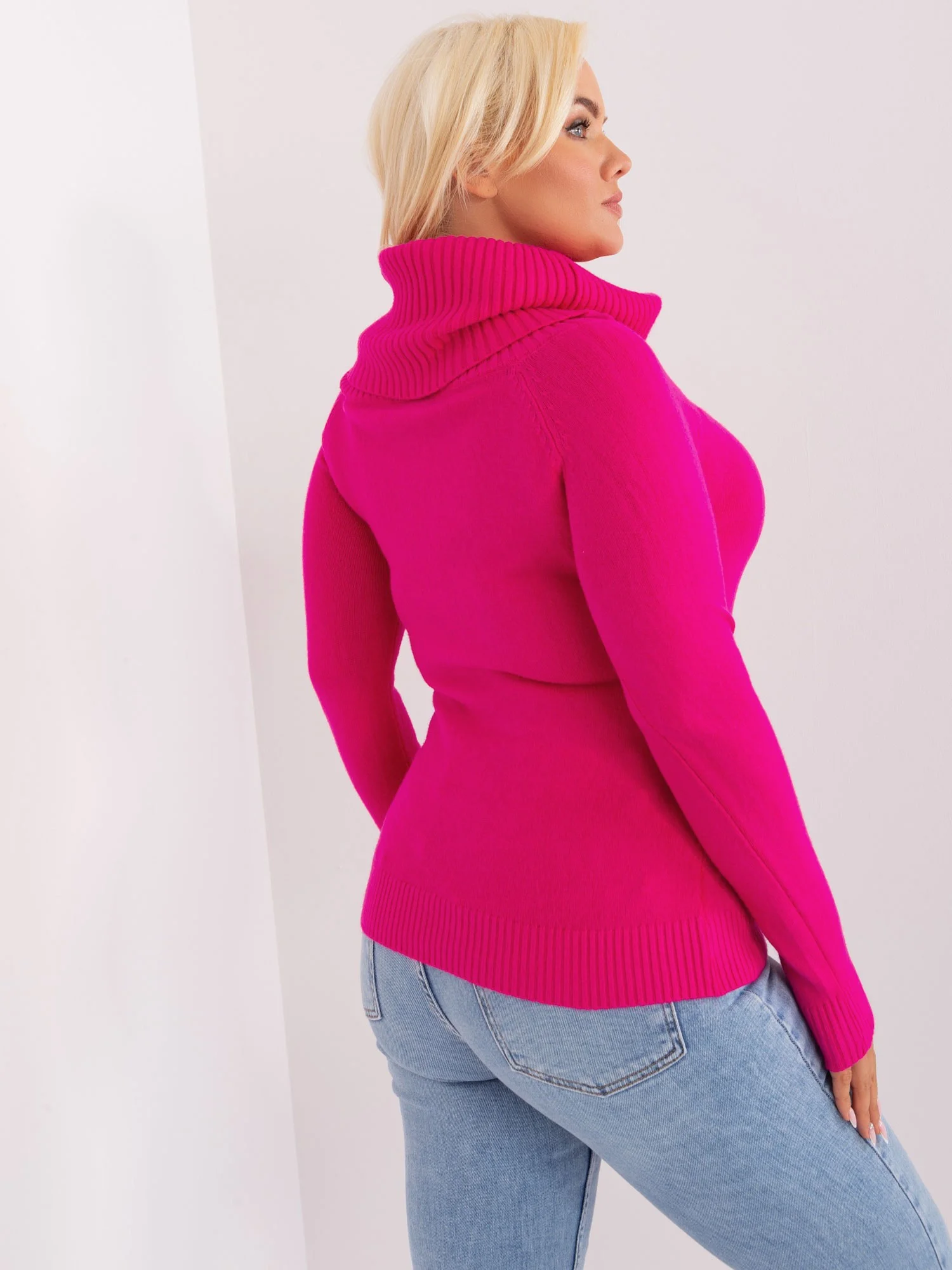 PM SW PM724 jumper.26P fuchsiová M/L (obrázek 11)
