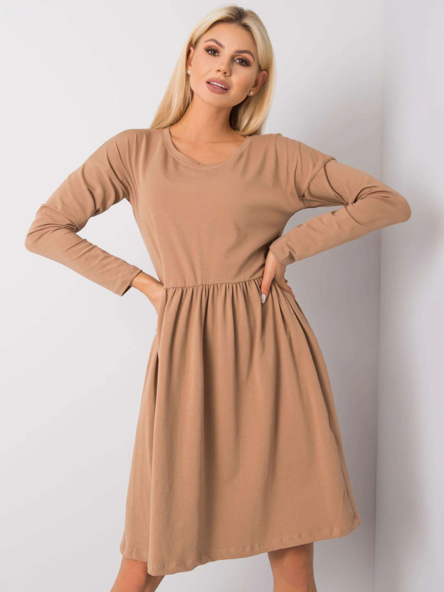 Šaty RV SK 5889.41P velbloud M (obrázek 8)