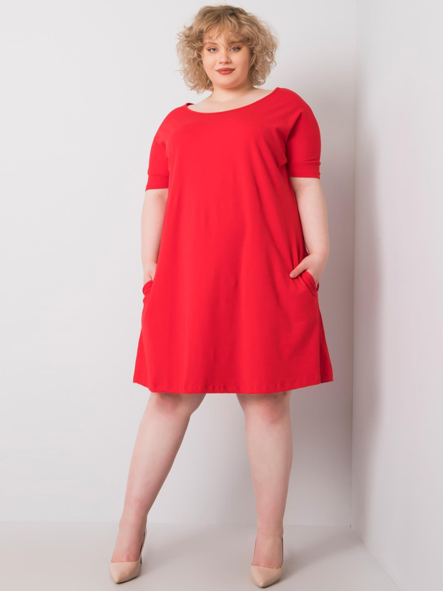 Červené volné šaty plus velikosti 2XL