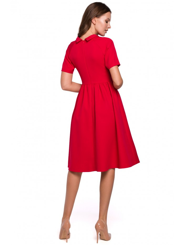 model 18002484 Šaty s výstřihem - červené EU L