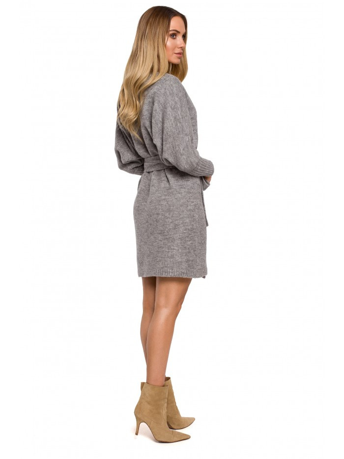 model 18003590 Zavinovací svetrové šaty s vázáním šedé - Moe Velikost: EU L/XL