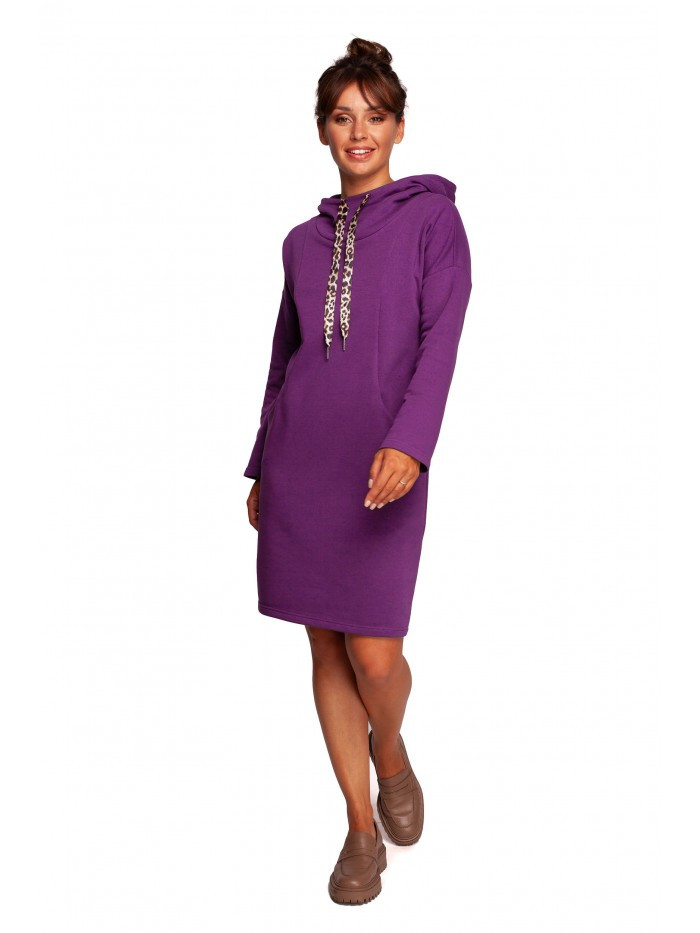 B238 Šaty s vysokým límcem a leopardím vzorem - fialové EU XL