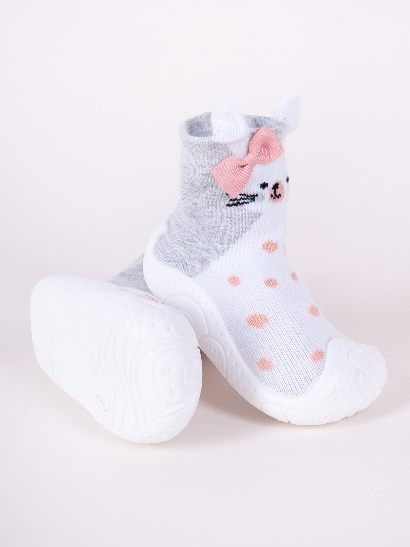 Yoclub Dětské dívčí protiskluzové ponožky s gumovou podrážkou OBO-0138G-AA0B White 23