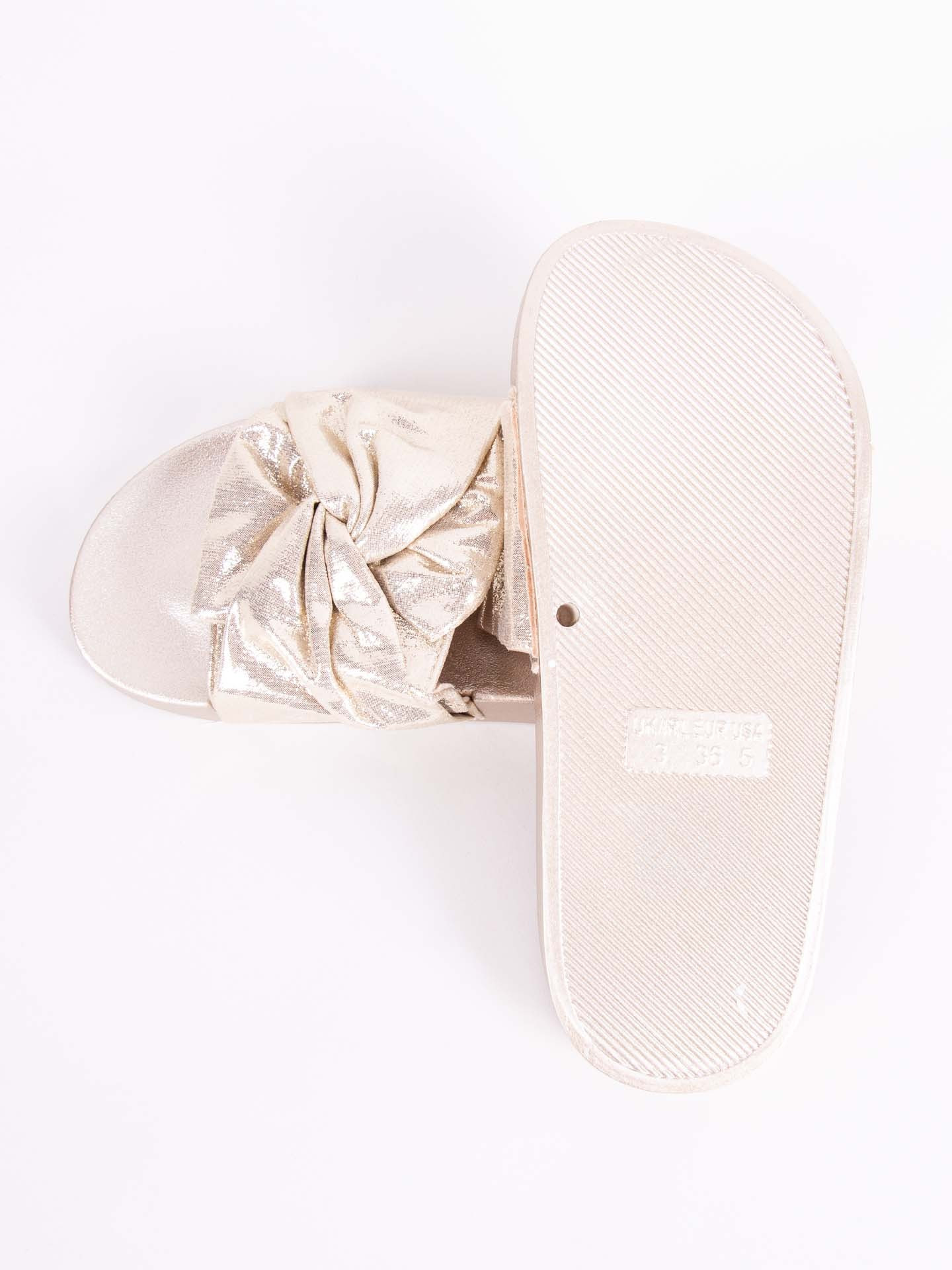 Dámské sandály model 17210184 Golden 36 - Yoclub