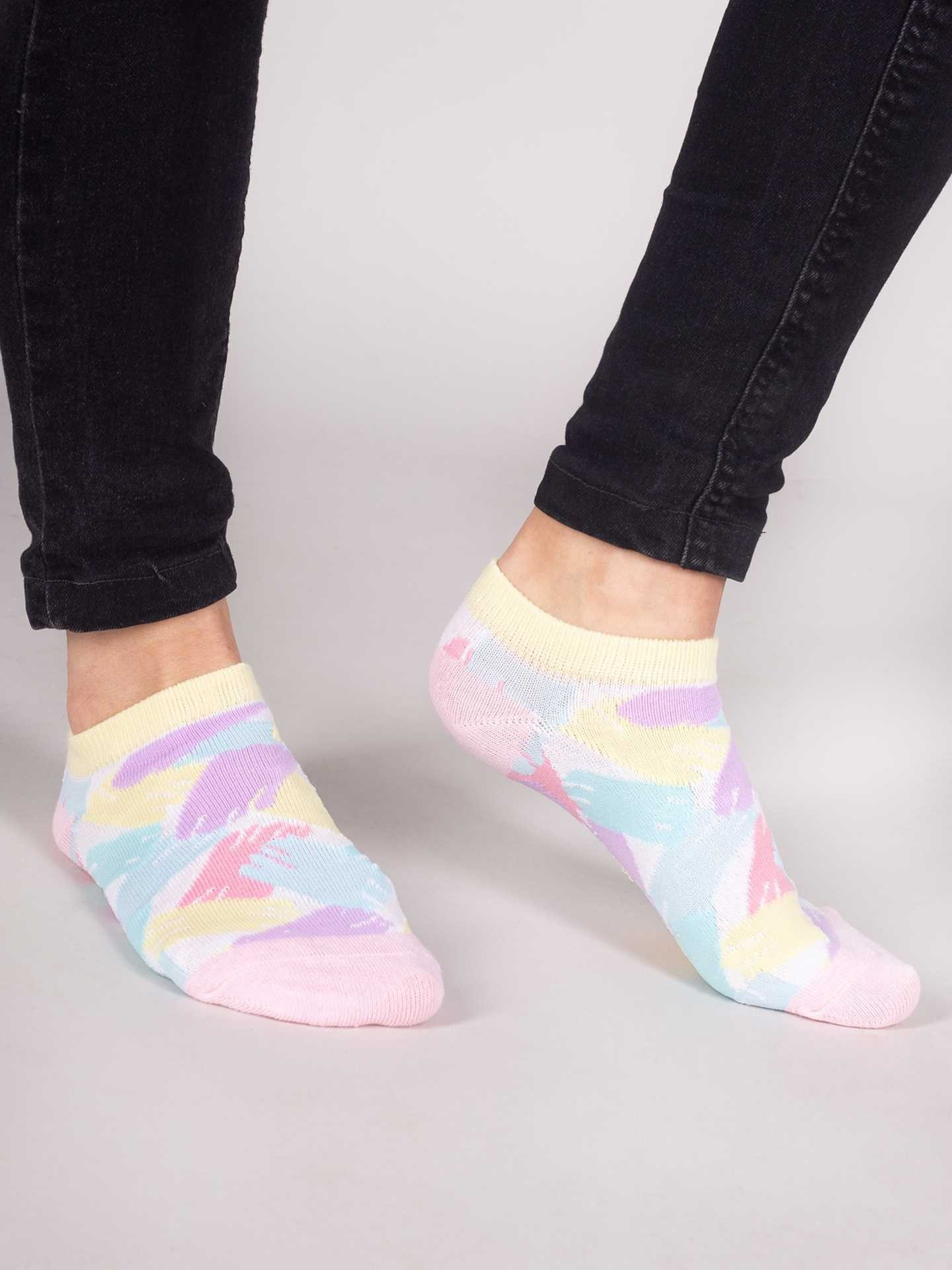 Yoclub Dívčí kotníkové bavlněné ponožky Vzory Barvy 6-Pack SKS-0008G-AA00-004 Multicolour Velikost: 39-41