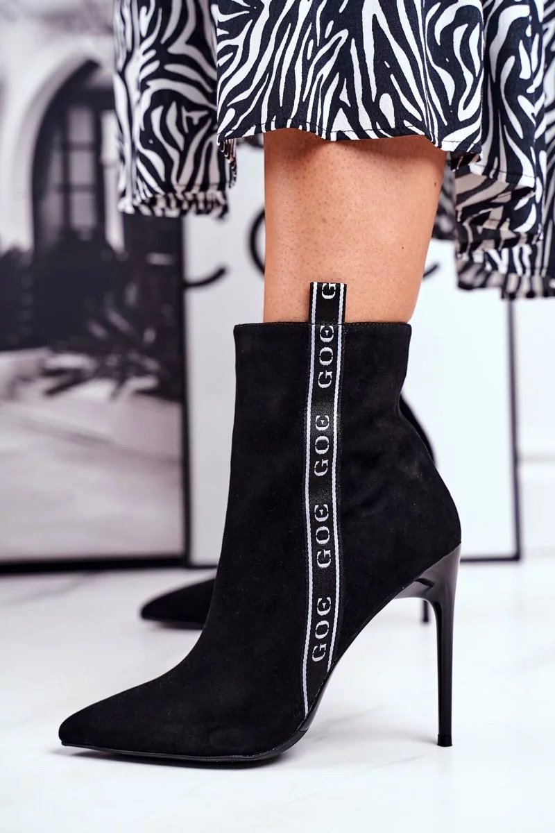 Dámské Kotníkové Boty Na Podpatku černé 39