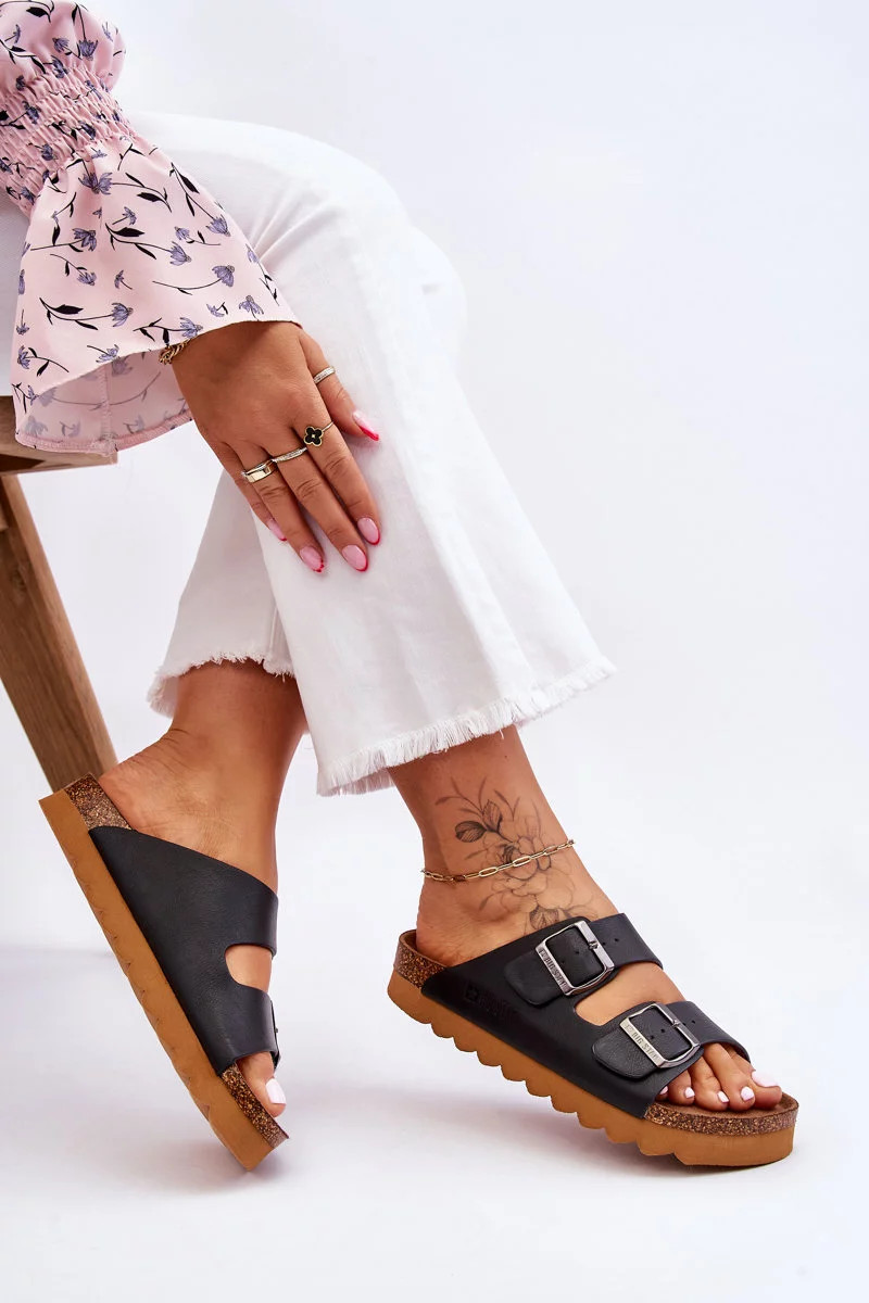 Klasické dámske papuče Big Star LL274477 Čierne 38