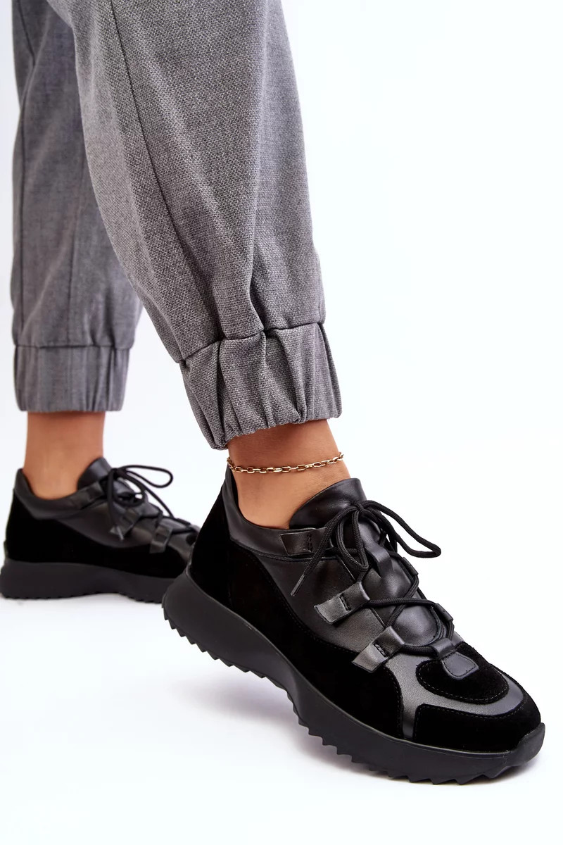 Kožená dámská sportovní obuv Zazoo Black 39 Kožená dámská sportovní obuv Zazoo Black 39