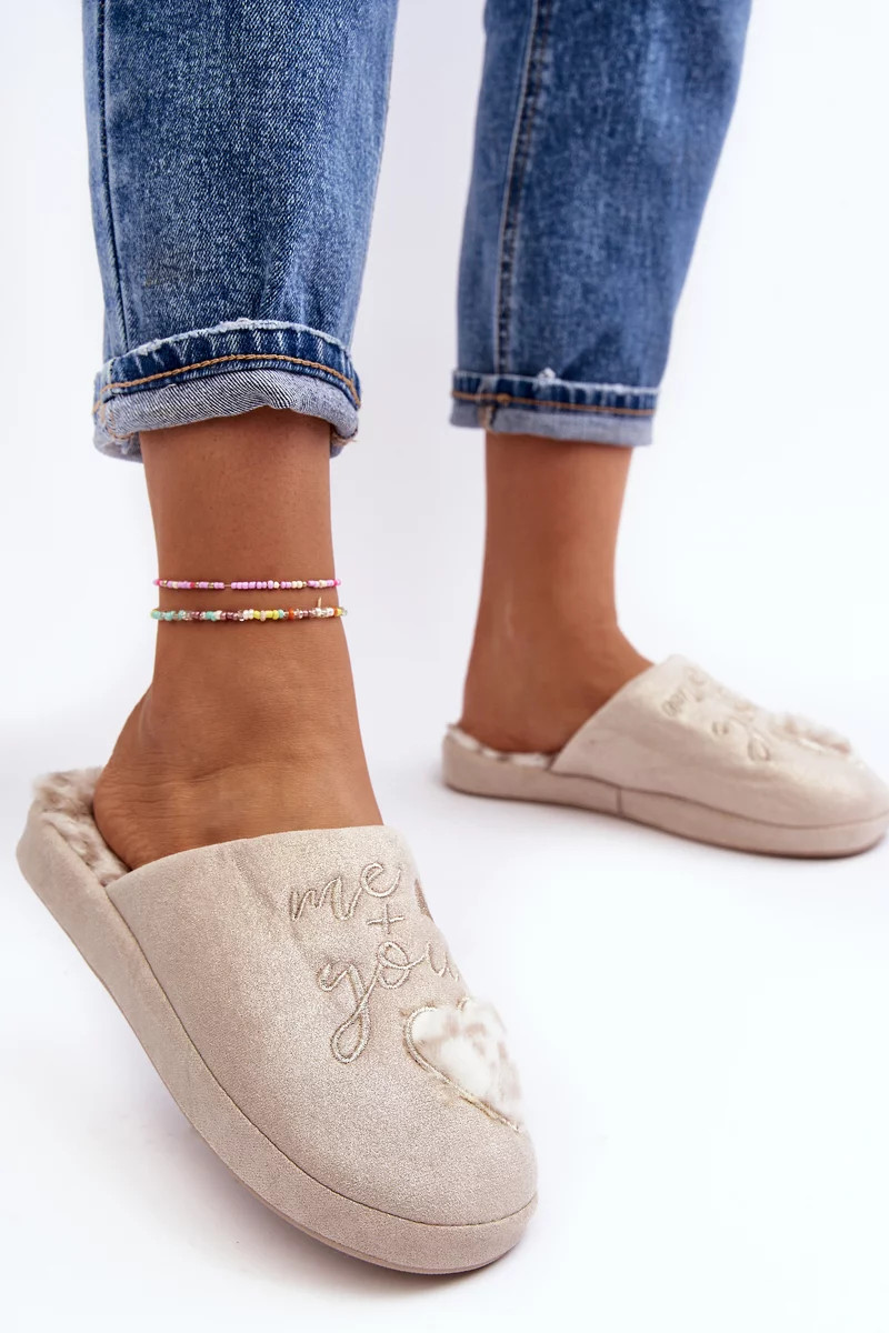 Béžové dámské lesklé pantofle Geraja 36