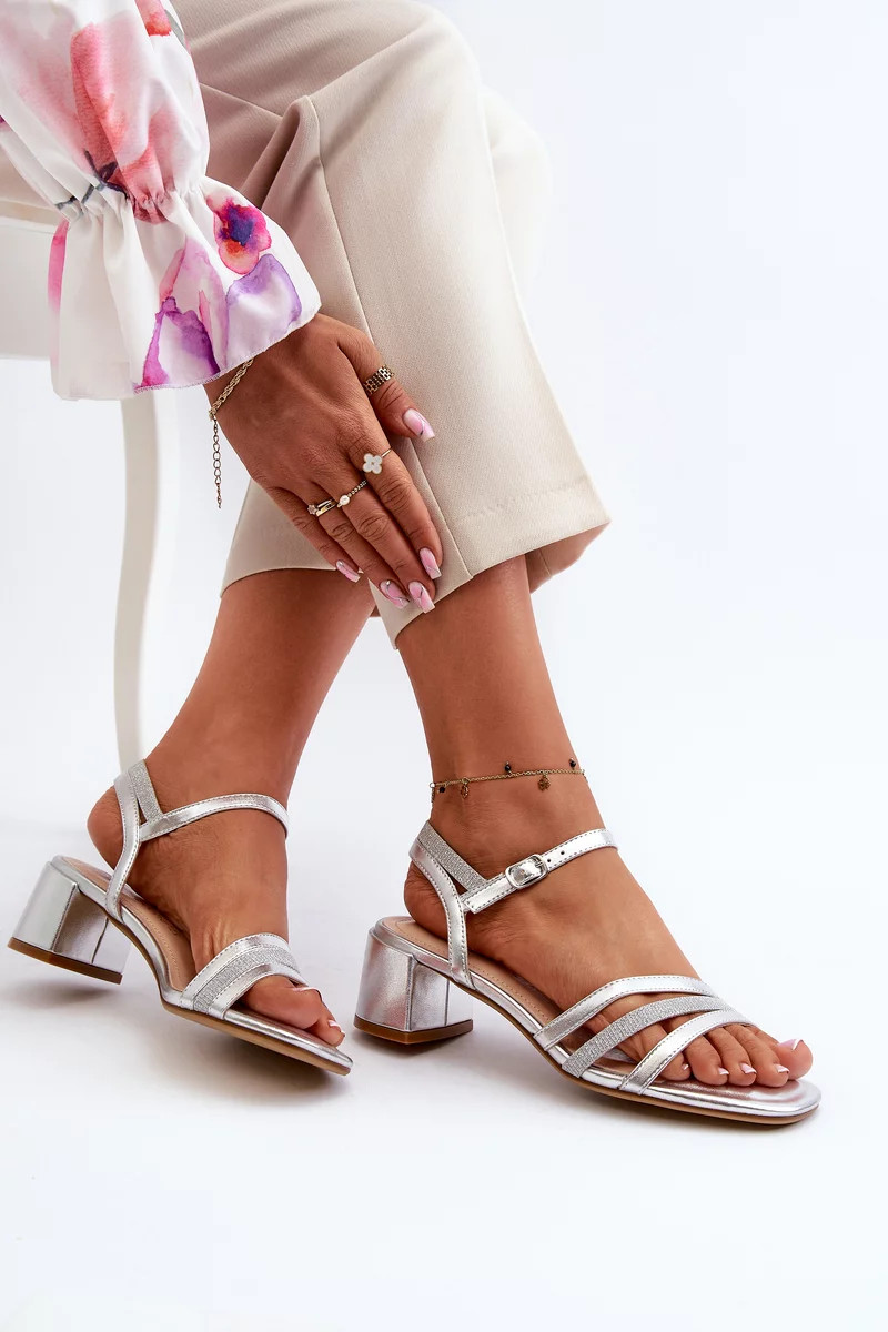 Dámske sandále na nízkom podpätku z ekokože Sergio Leone Silver 37
