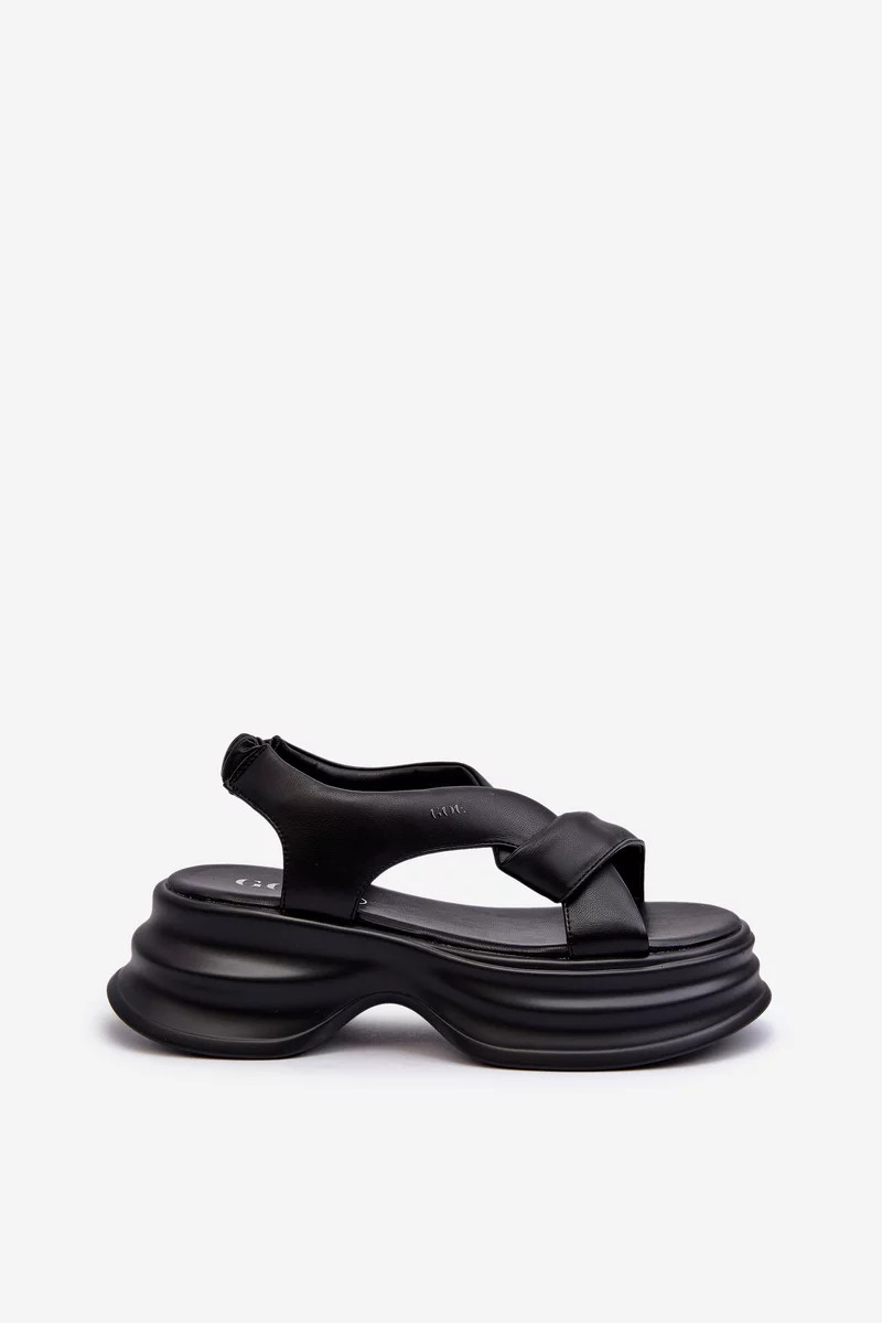 Dámské kožené sandály na robustní podrážce černé GOE Velikost: 37