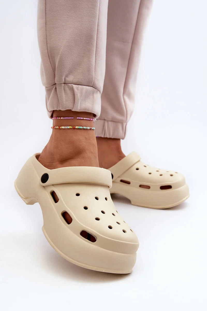 Dámske penové papuče s pevnou podrážkou Beige Danollia 39