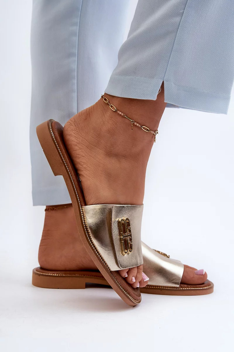 Zazoo Elegantné dámske kožené papuče zlaté 37