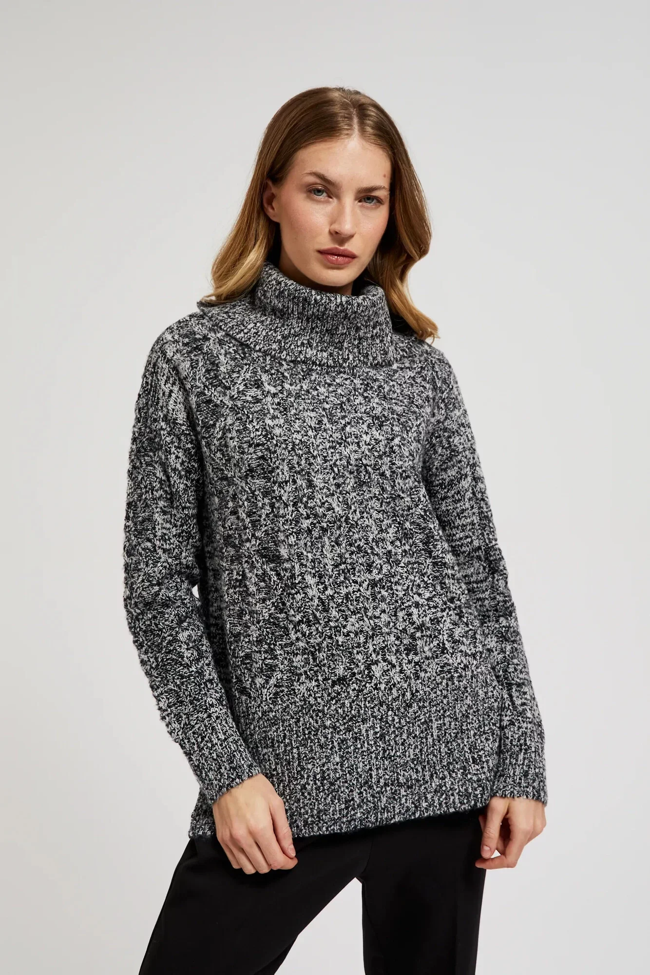 Dámsky melírovaný sveter MOODO - čierny L