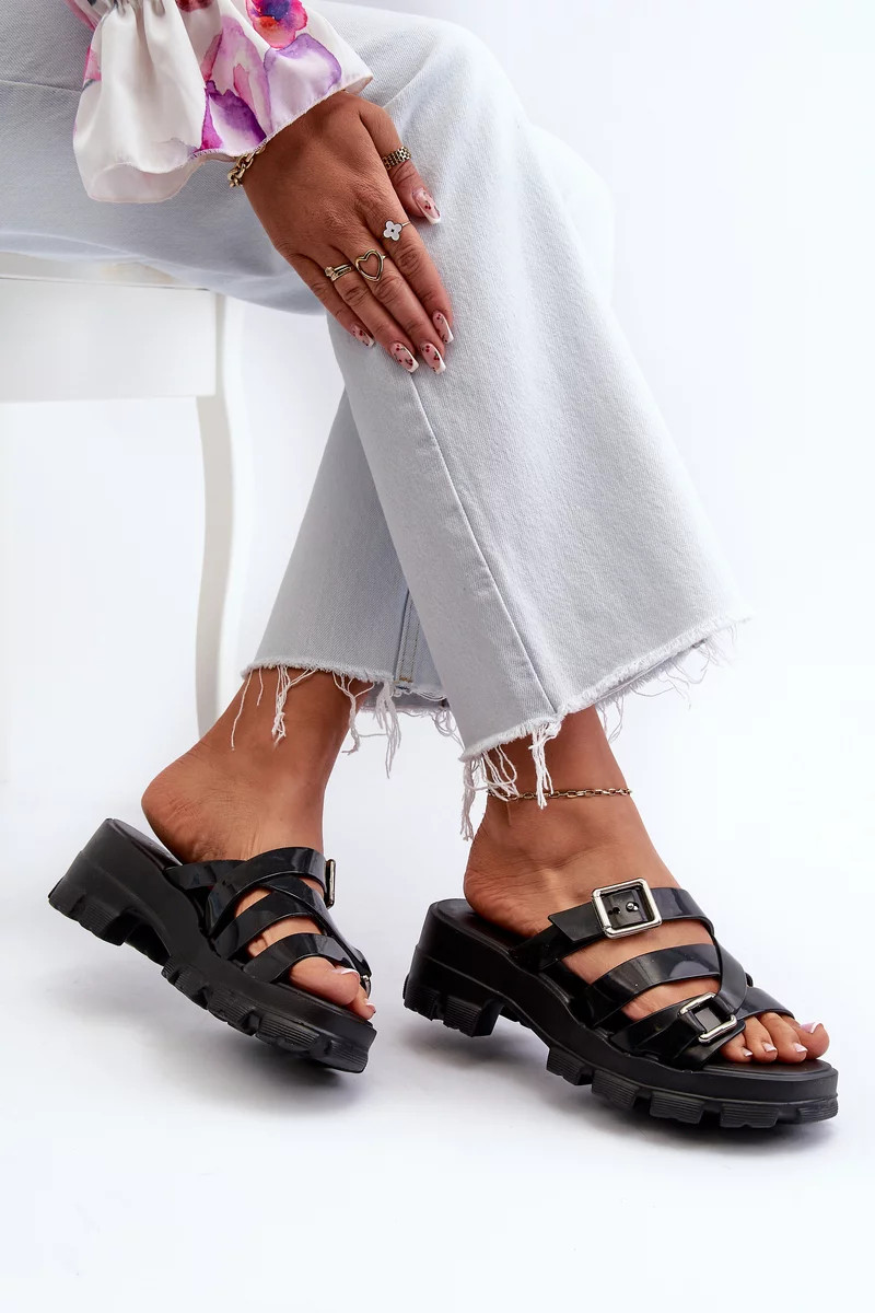 Dámske papuče na nízkom podpätku ZAXY čierne 37