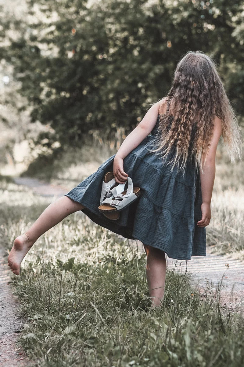 Detské sandále na korkovej platforme, zapínanie na suchý zips, sivé Rorria 19