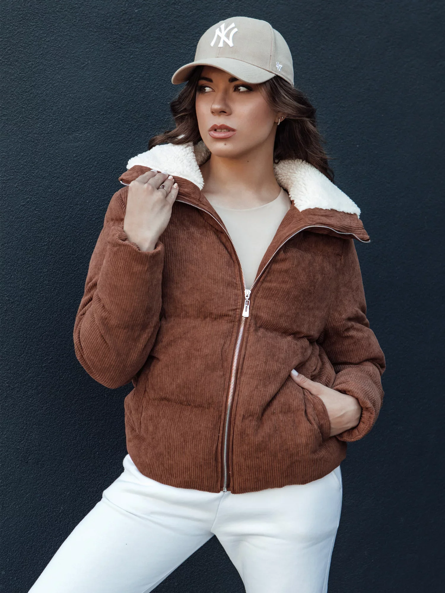 Dámska zimná bunda TRENDYGLAM hnedá Dstreet TY4360 L