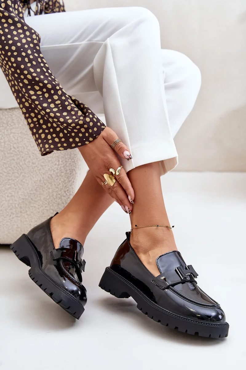 Dámske lakované mokasíny Vinceza black 37