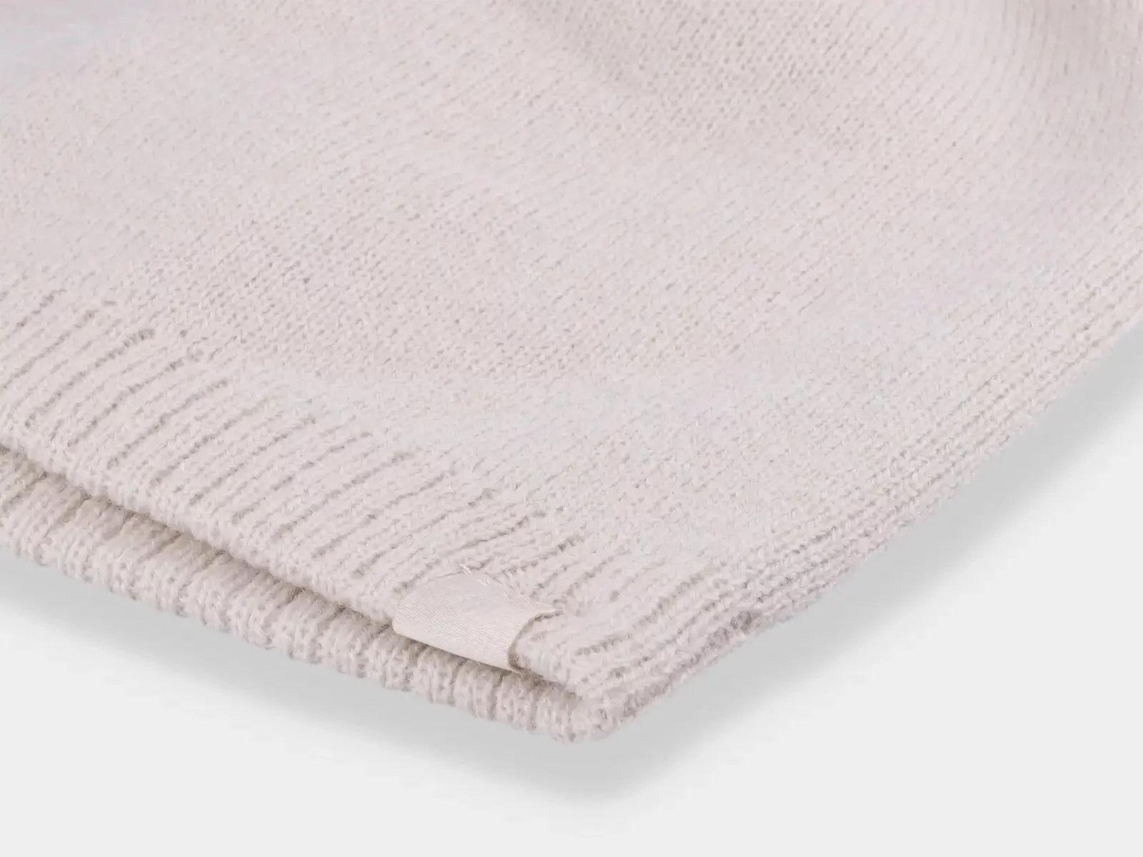 Dámska zimná čiapka 4F OSFA