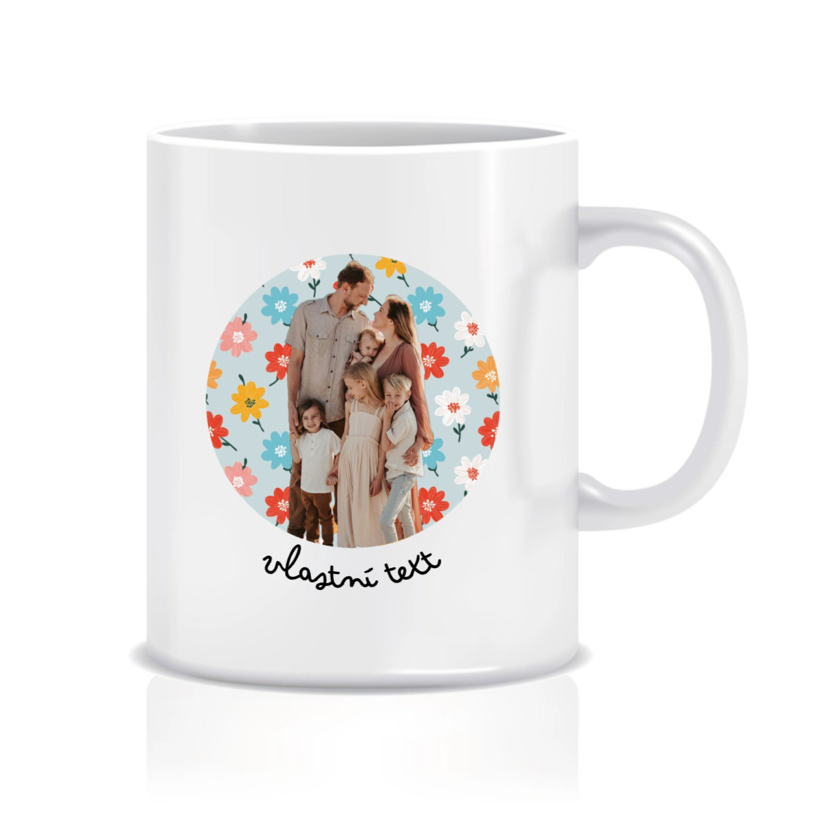 Personalizovaný klasický biely keramický hrnček s objemom 300 ml s výrezom pre fotografiu na pozadí