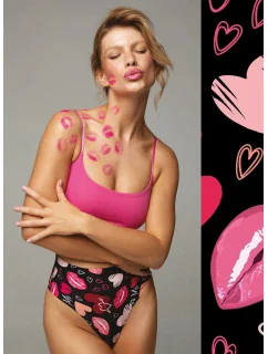 Dámské tanga Kiss Me String Maxi Černá mix - Julimex