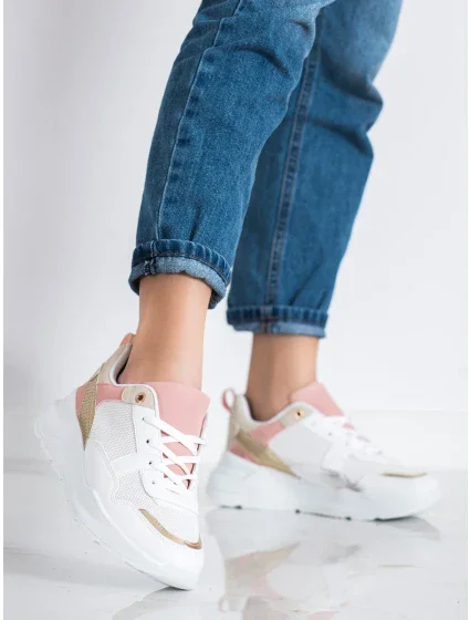 Výborné bílé dámské  tenisky bez podpatku