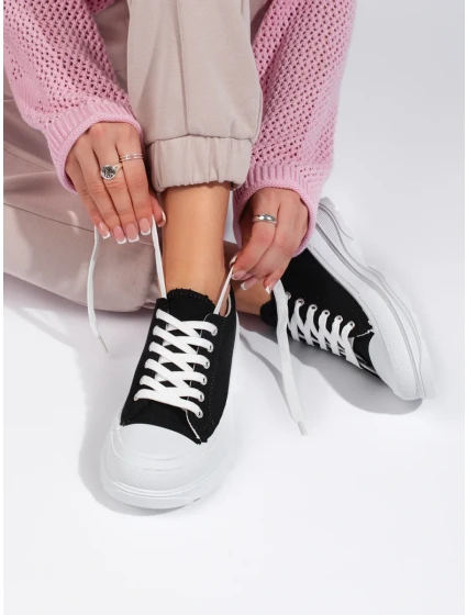 Stylové dámské černé  tenisky bez podpatku