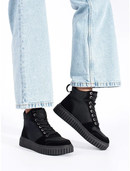 Trendy dámské  kotníčkové boty černé platforma