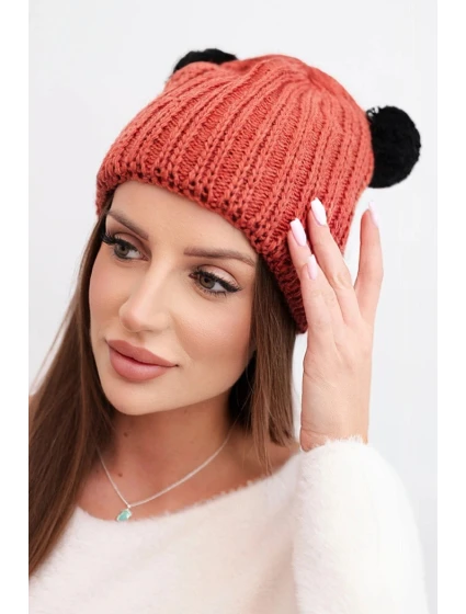 Dámská zimní čepice pletená s bambulí model 21817795 - K-Fashion