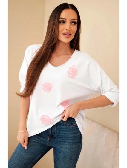 Dámská bavlněná blůza s květinami a V výstřihem model 21890112 - K-Fashion