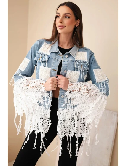 Dámská bavlněná džínová bunda s třásněmi a krajkou v boho stylu světle džínová