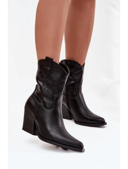 Dámské Kožené Na Podpatku Černé model 21747852 - Boto