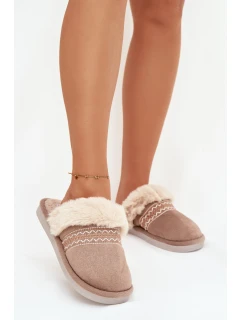 Dámské pantofle s kožešinou a výšivkou Khaki model 21772614 - Boto