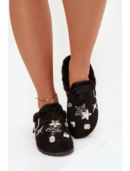 Dámské pantofle s ozdobami a sponou vyhřívané kožešinou černé model 21772637 - Boto