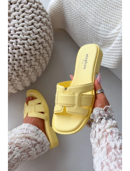 Dámské pantofle na ploché podrážce Žluté Lorania