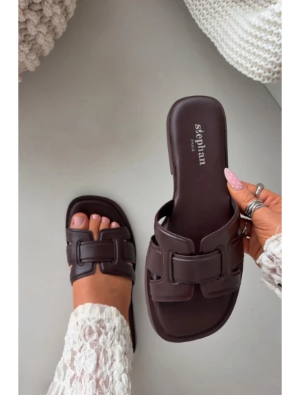 Dámské pantofle na ploché podrážce čokoládové Lorania