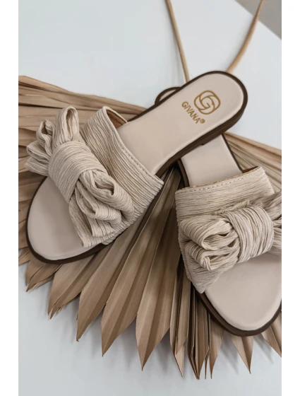 Dámské pantofle na ploché s mašlí Béžové model 21937411 - Boto