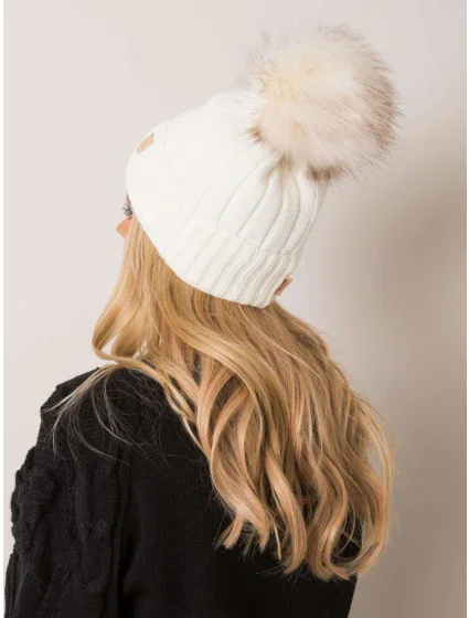 Czapka JK CZ model 20506438 ecru - FPrice